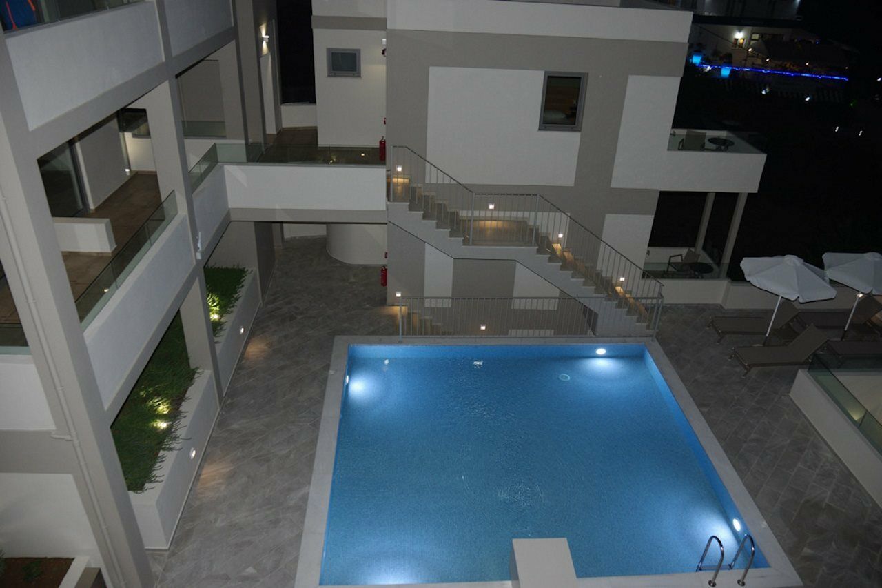 Hotel Bali Diamond "By Checkin" Adults Only Exterior foto